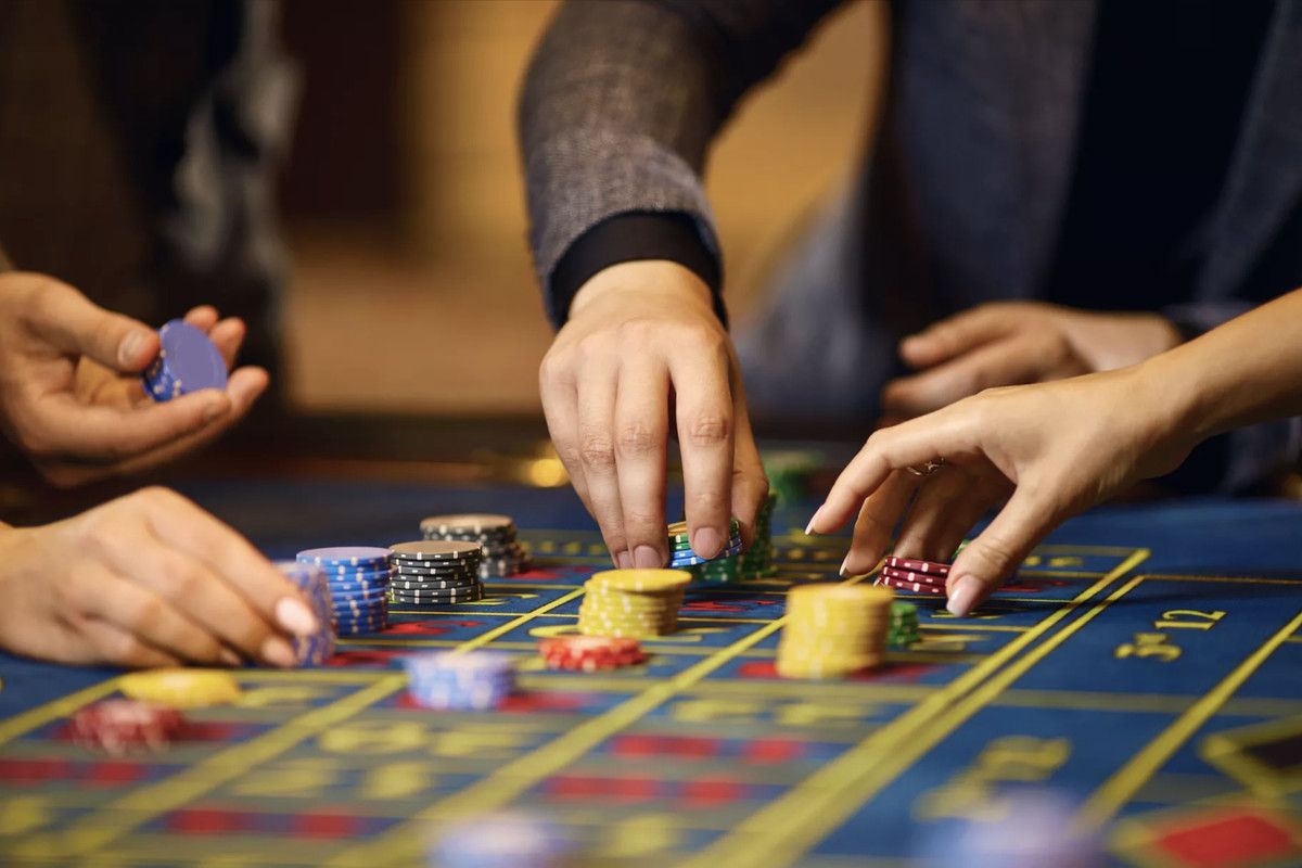 Zynga Poker کیسینو میں لاٹری گیمز میں حصہ لیں۔
