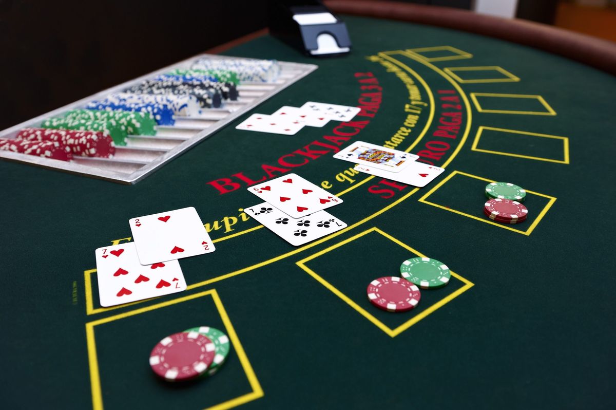 پاکستان میں Zynga Poker کا آن لائن کیسینو سیکشن کھولیں۔